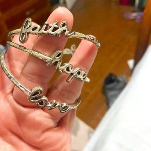 Premier Designs 3 bracelet set